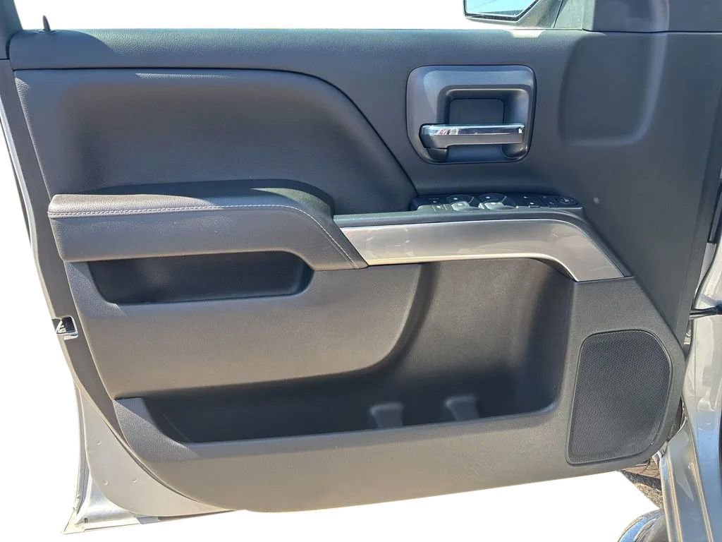 Used 2018 Chevrolet Silverado 1500 LT w/ All Star Edition AWD/4WD image 21