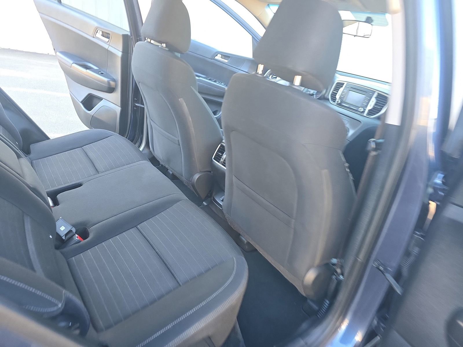 Used 2018 Kia Sportage LX image 14