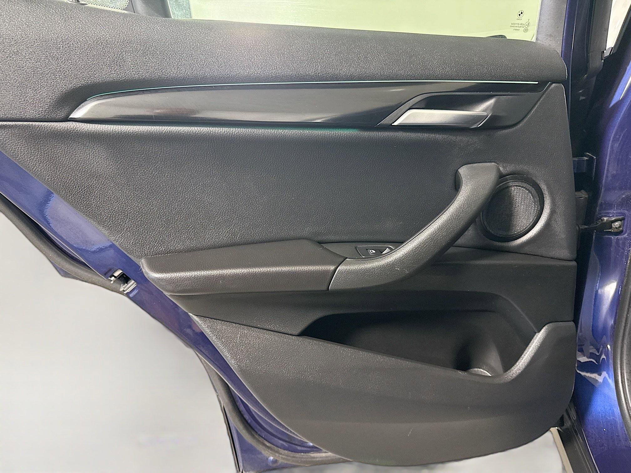 Used 2018 BMW X2 sDrive28i w/ Convenience Package image 26