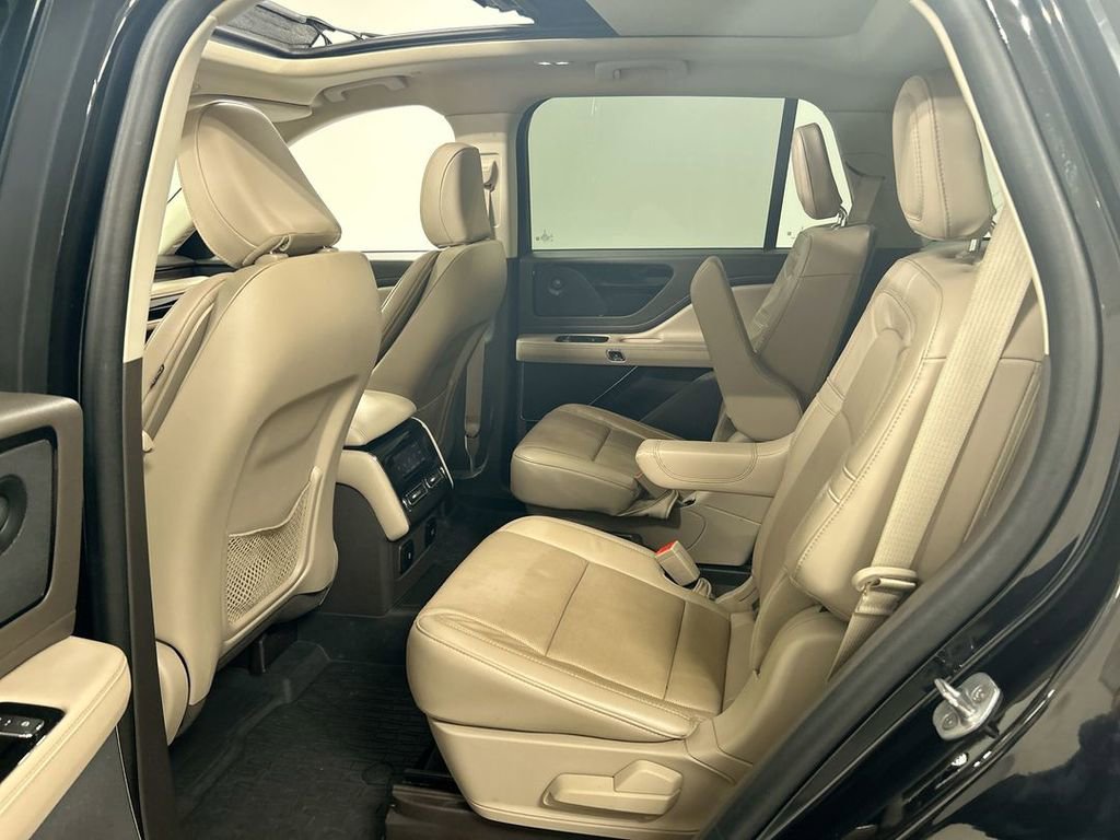 Used 2023 Lincoln Aviator Reserve w/ Equipment Group 201A image 21