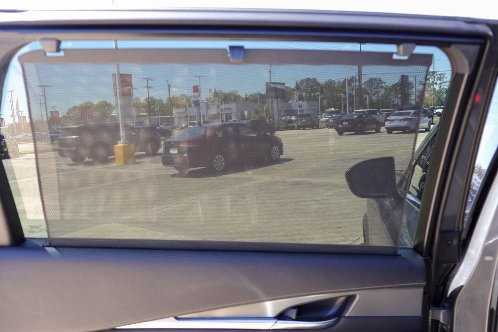 Used 2023 INFINITI QX60 Luxe w/ Performance Audio Package image 23