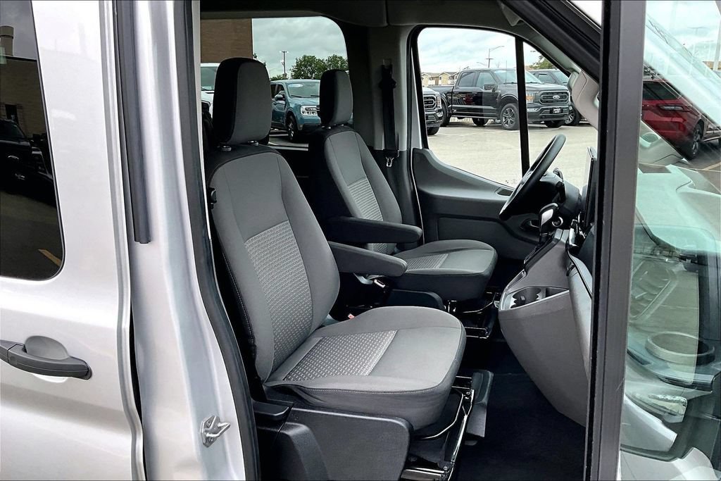 Used 2025 Ford Transit 350 XLT RWD image 7