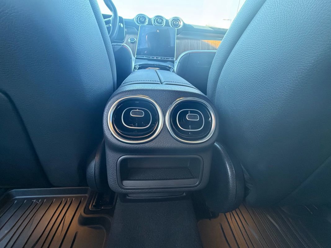 Used 2023 Mercedes-Benz GLC 300 4MATIC w/ AMG Line image 14