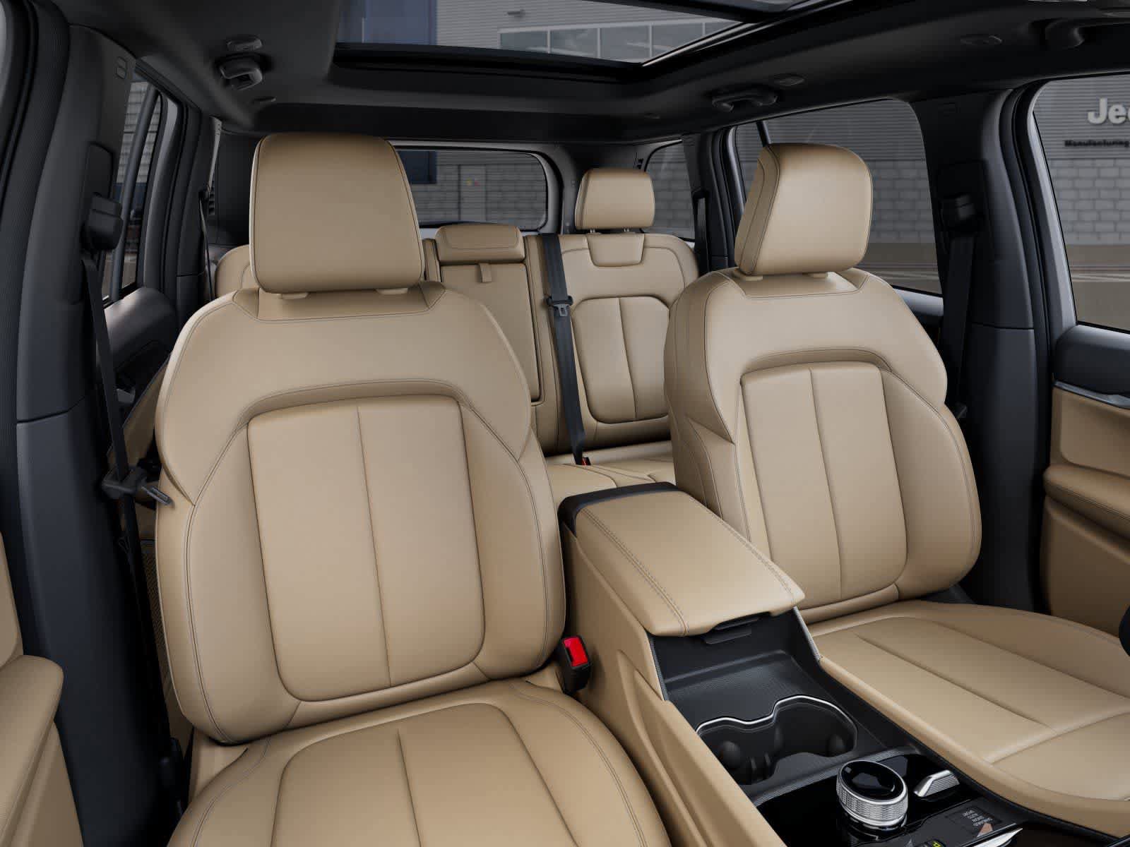 New 2026 Jeep Grand Cherokee Limited w/ Limited Altitude Package AWD/4WD image 16