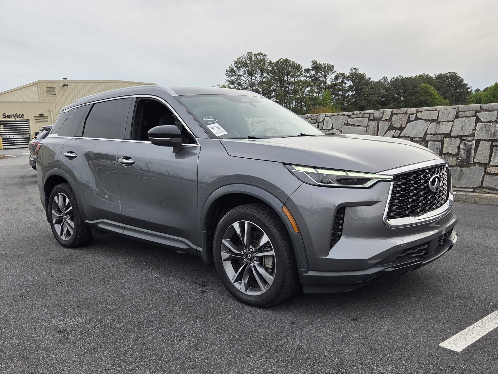 Used 2023 INFINITI QX60 Luxe w/ Cargo Package image 4