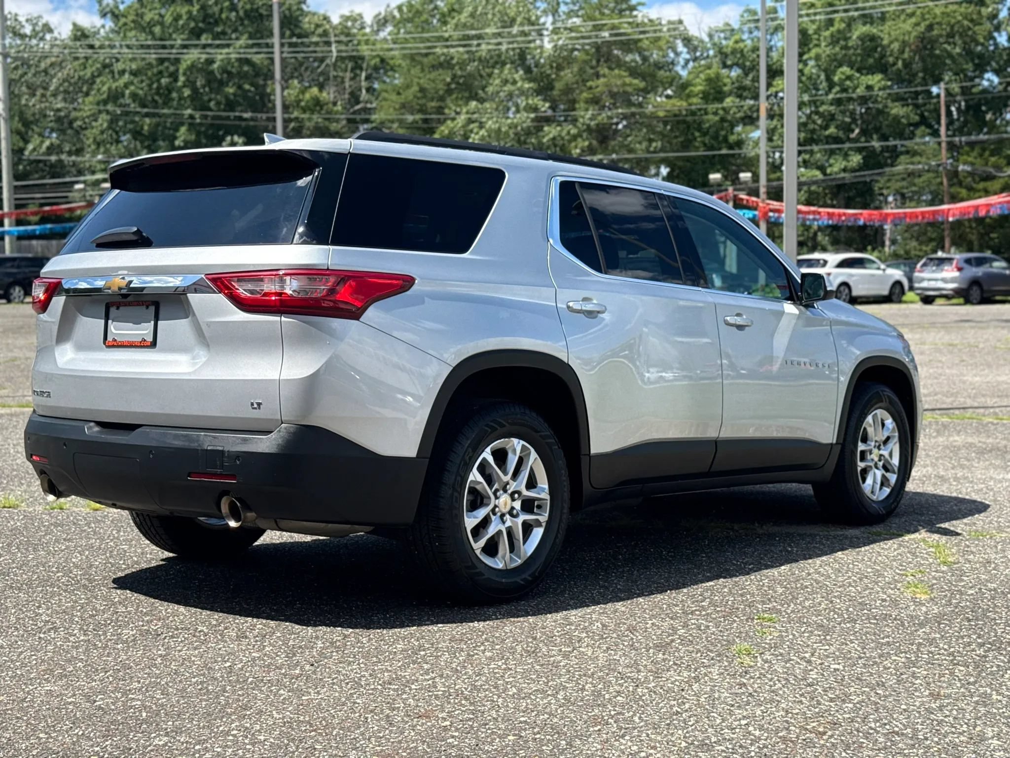 Used 2020 Chevrolet Traverse LT FWD image 5