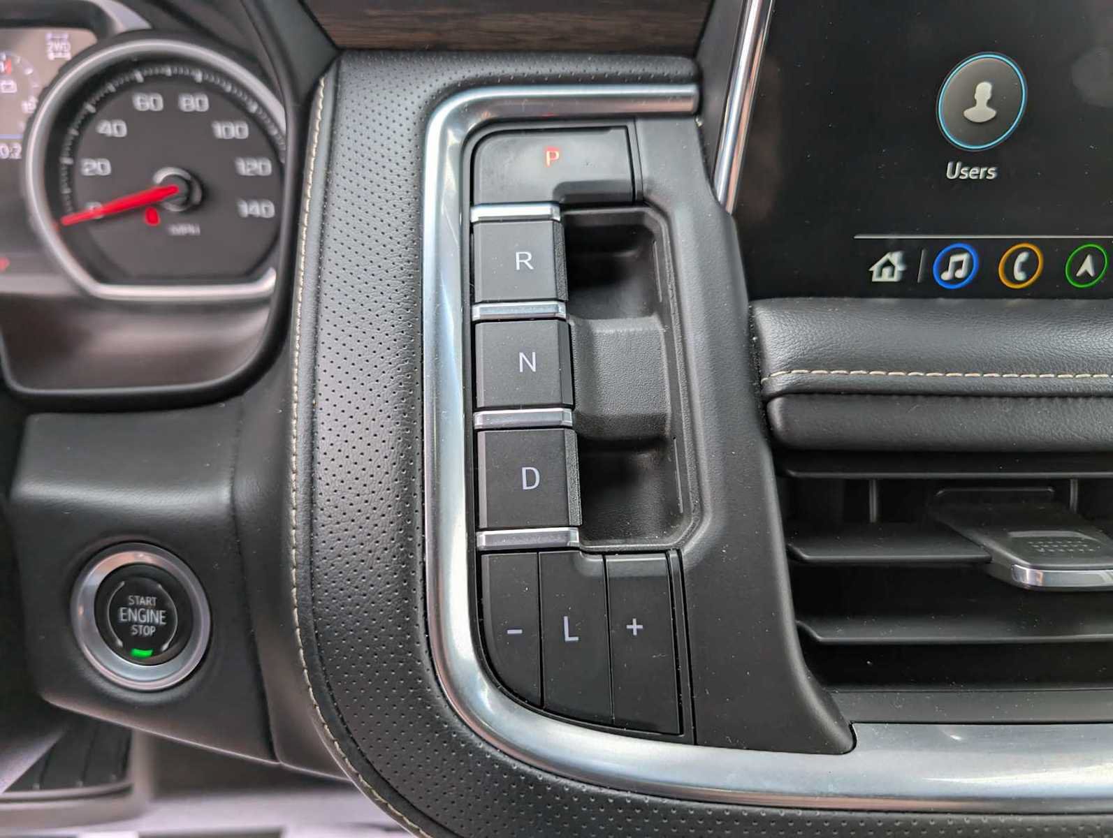 Used 2021 Chevrolet Tahoe Premier AWD/4WD image 33