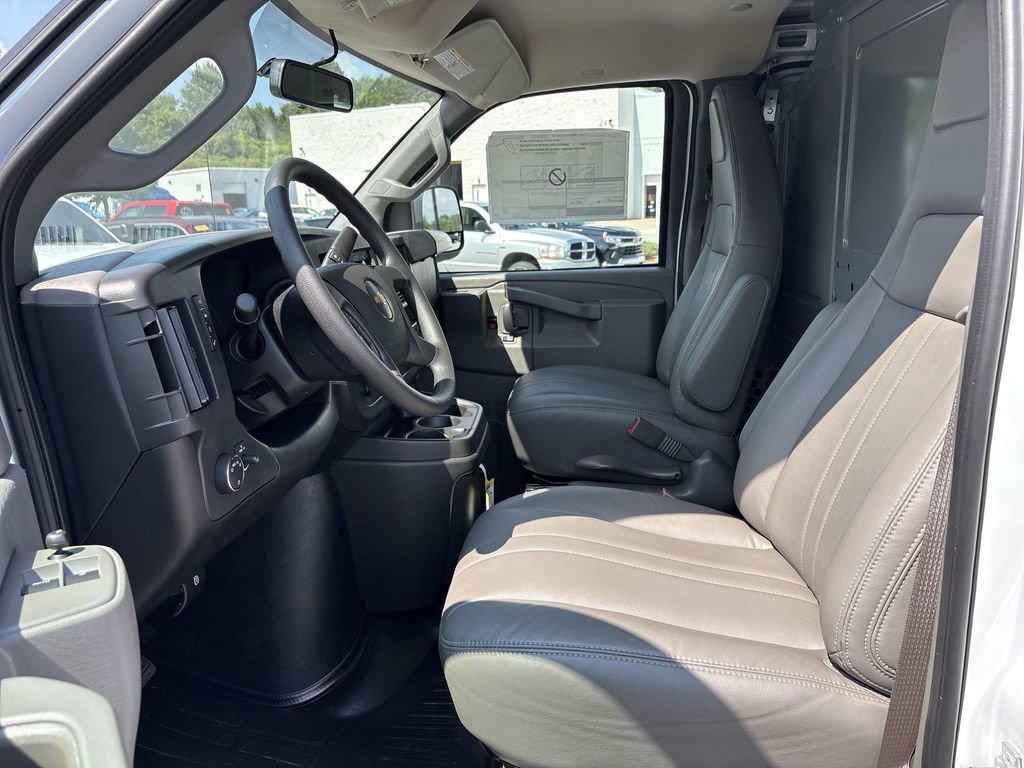 New 2025 Chevrolet Express 2500 w/ Driver Convenience Package image 19