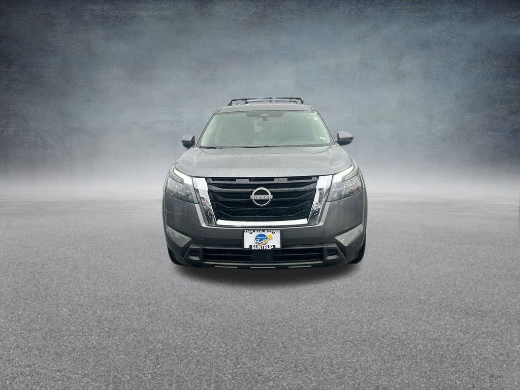 Used 2024 Nissan Pathfinder SV image 37