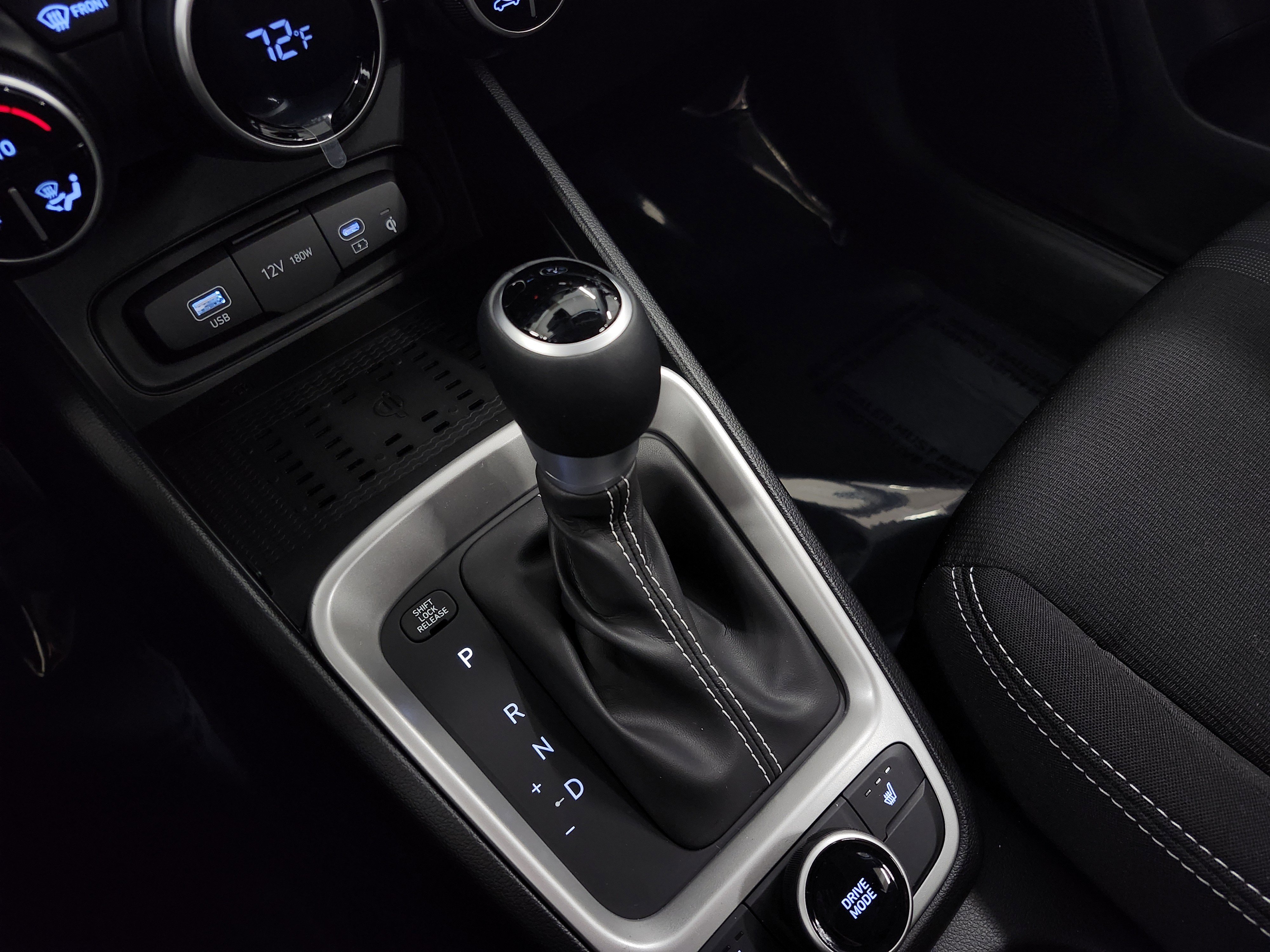 New 2026 Hyundai Venue SEL image 10