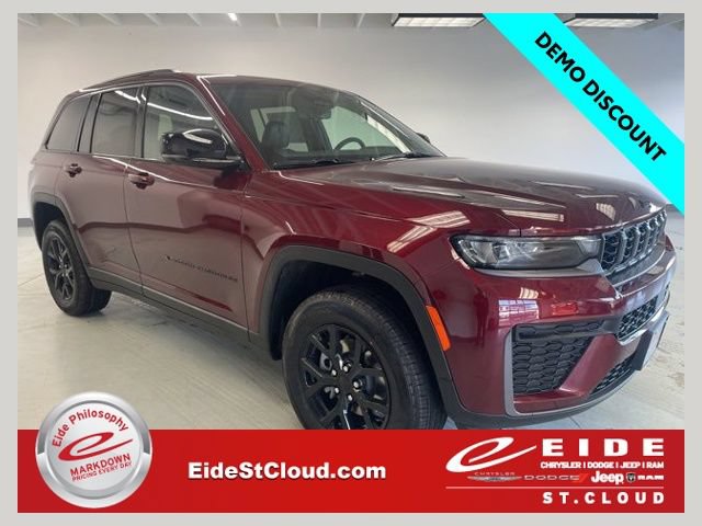 New 2026 Jeep Grand Cherokee Altitude AWD/4WD image 1
