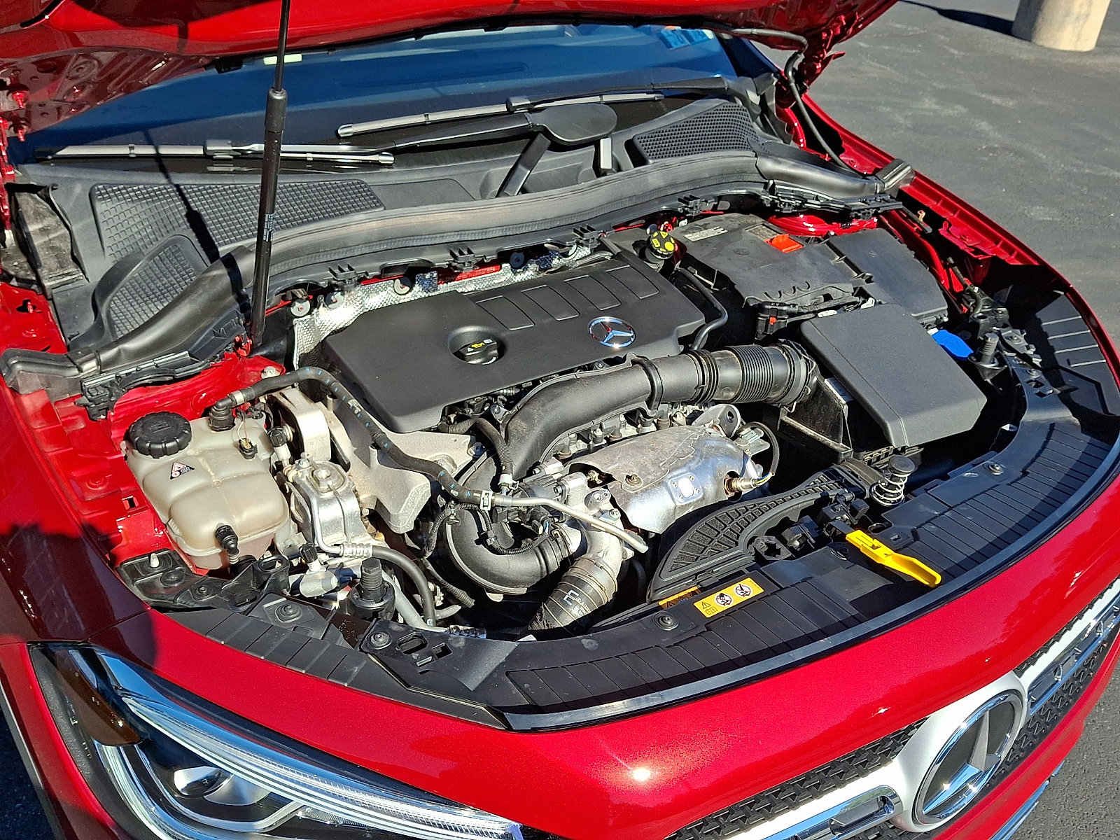 Used 2022 Mercedes-Benz GLA 250 4MATIC image 29