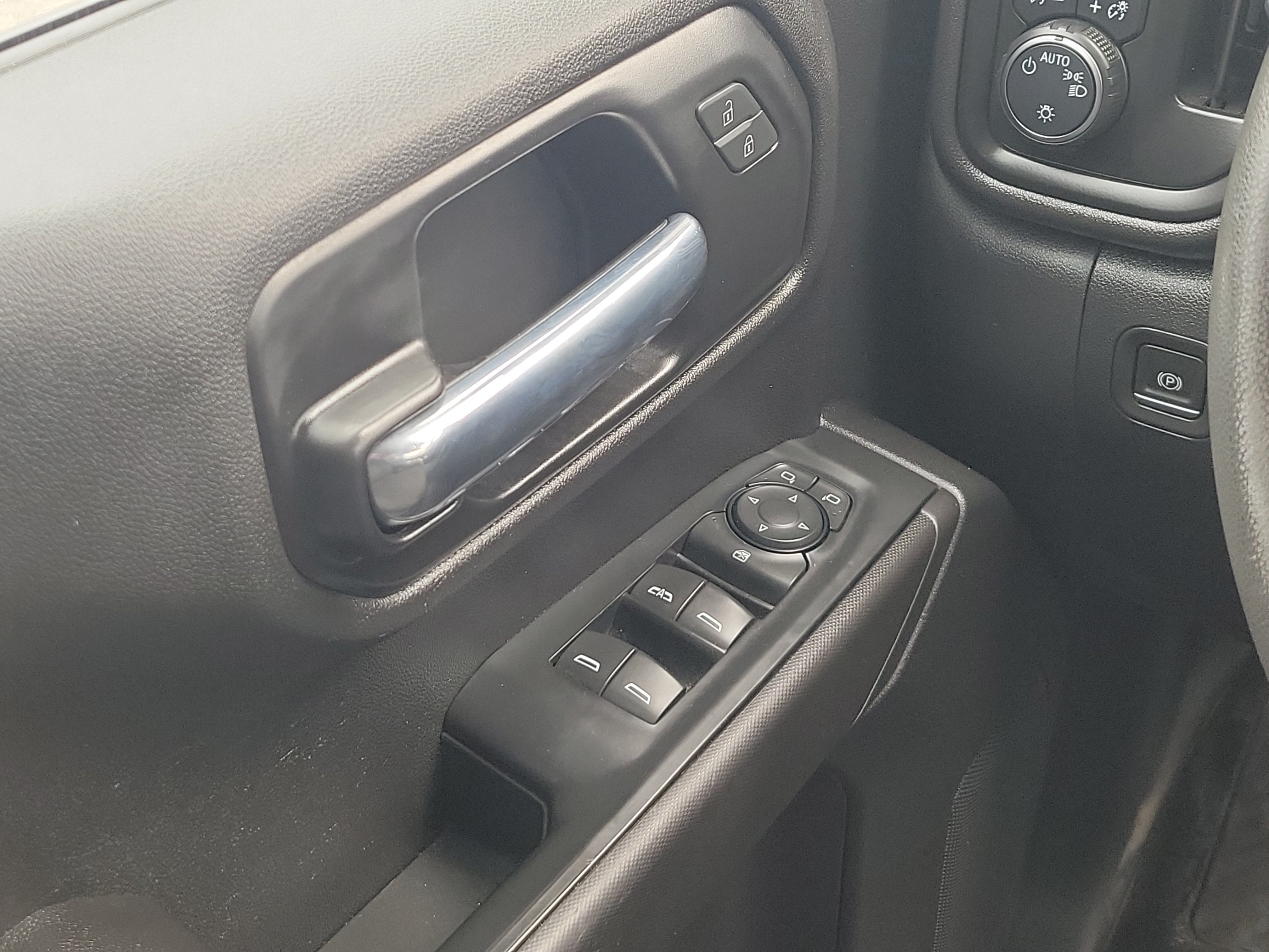 Used 2021 Chevrolet Silverado 1500 Custom AWD/4WD image 20