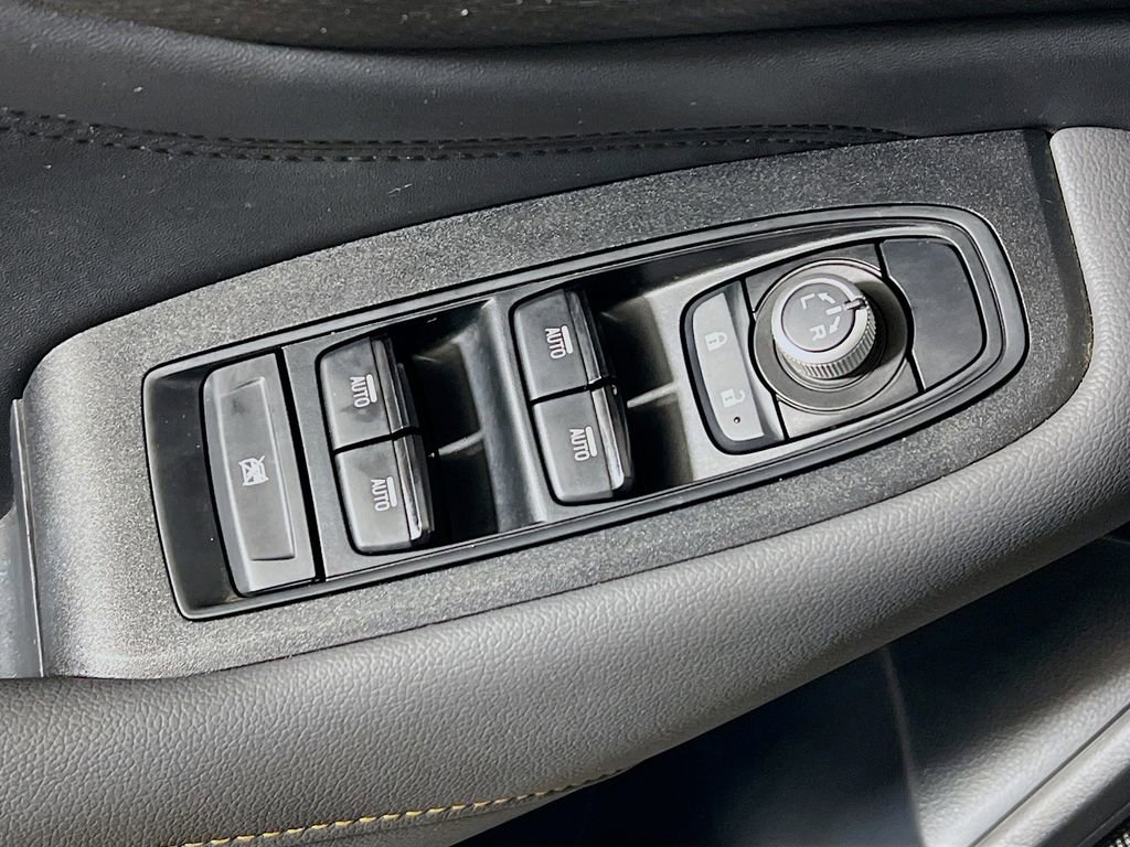 Used 2022 Subaru Outback Wilderness image 17