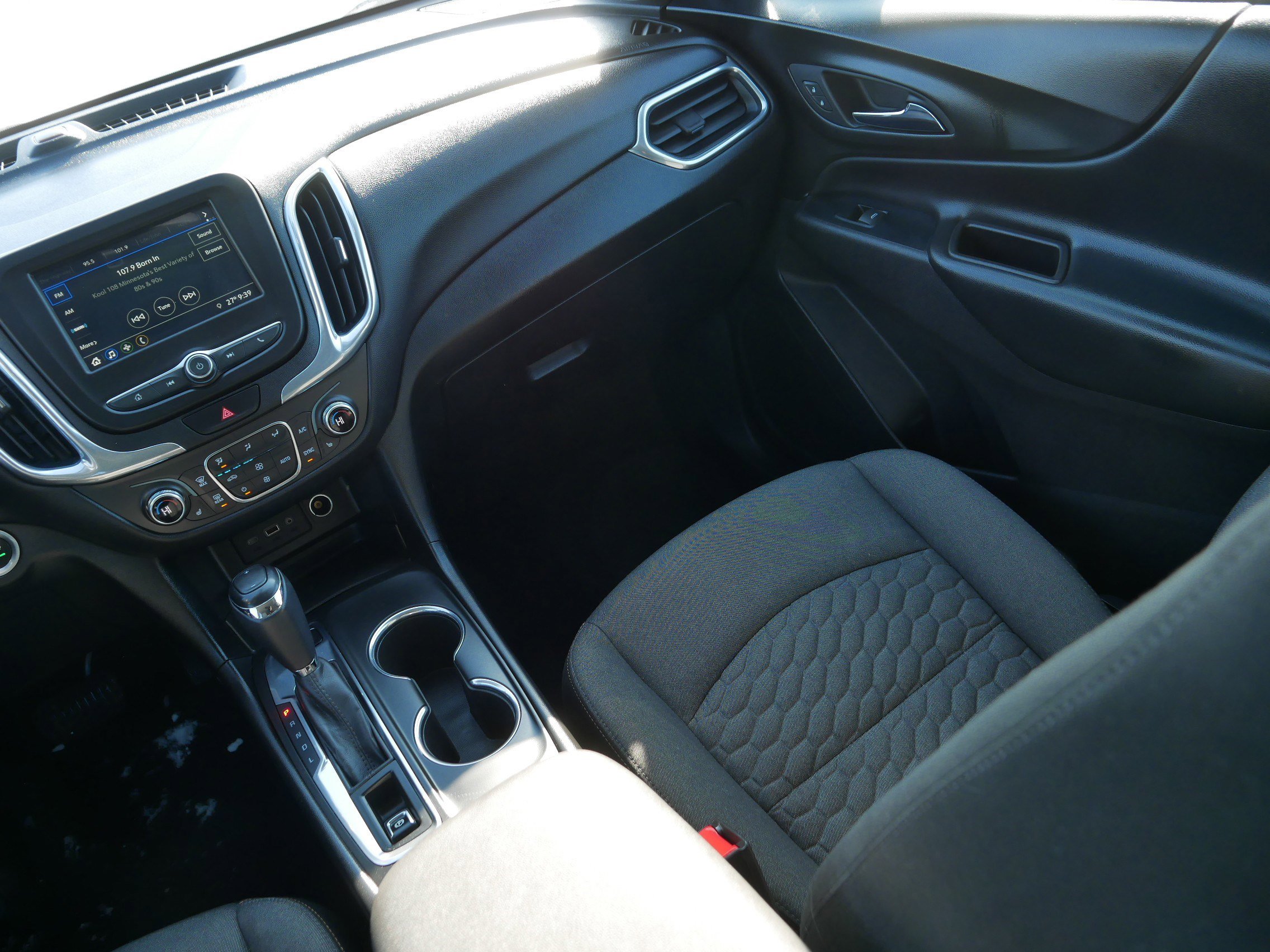 Used 2019 Chevrolet Equinox LT AWD/4WD image 11