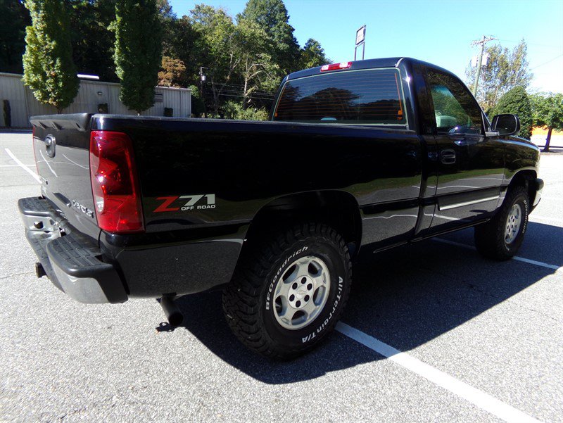 Used 2003 Chevrolet Silverado 1500 LS w/ Suspension Package, Off-Road AWD/4WD image 6