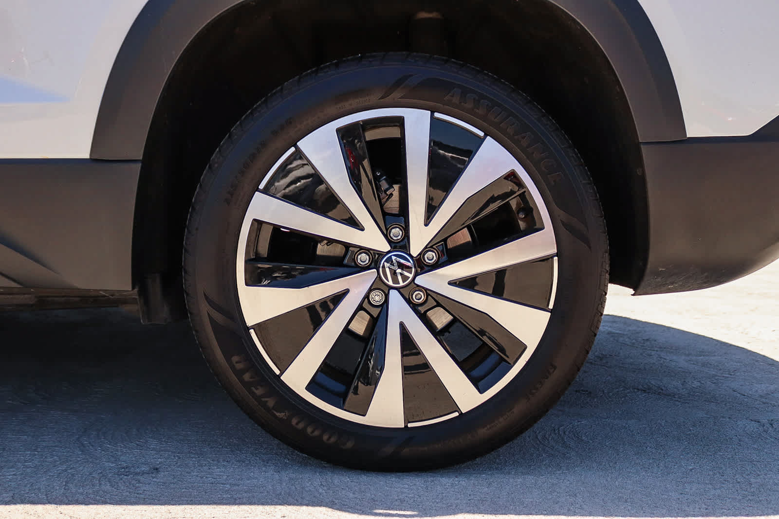 Certified 2022 Volkswagen Taos SE FWD image 10