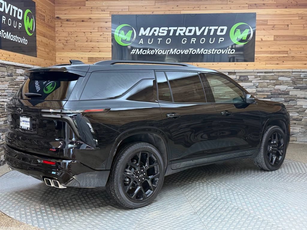 Used 2025 Chevrolet Traverse RS w/ LPO, Floor Liner Package AWD/4WD image 16