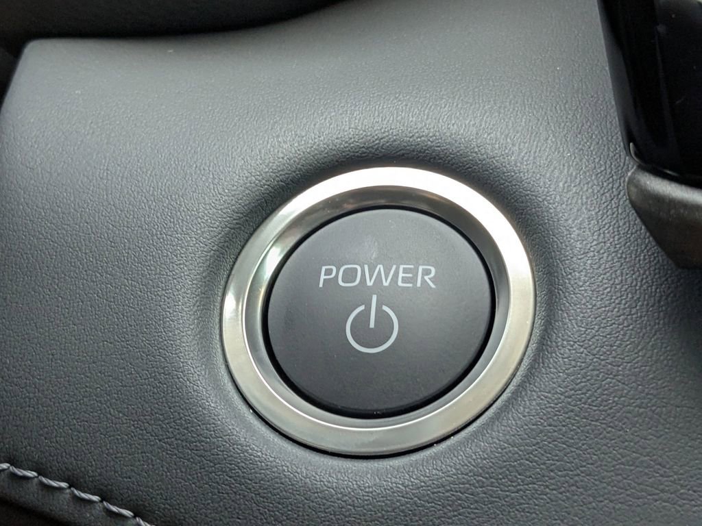 New 2026 Toyota Highlander XLE image 27