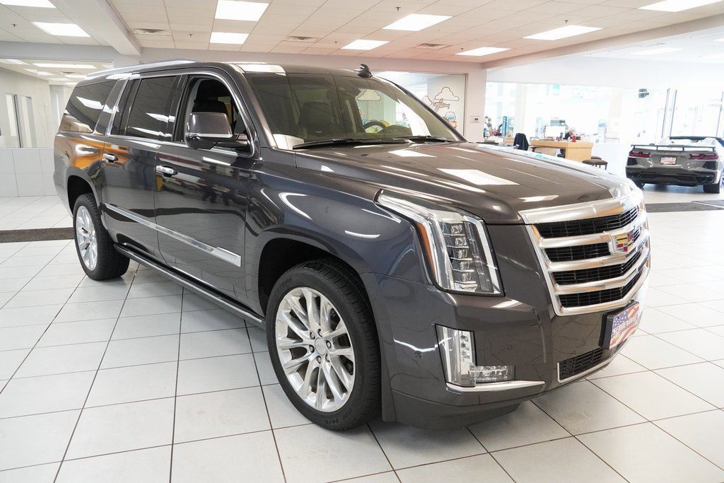 Used 2017 Cadillac Escalade ESV Premium Luxury image 12