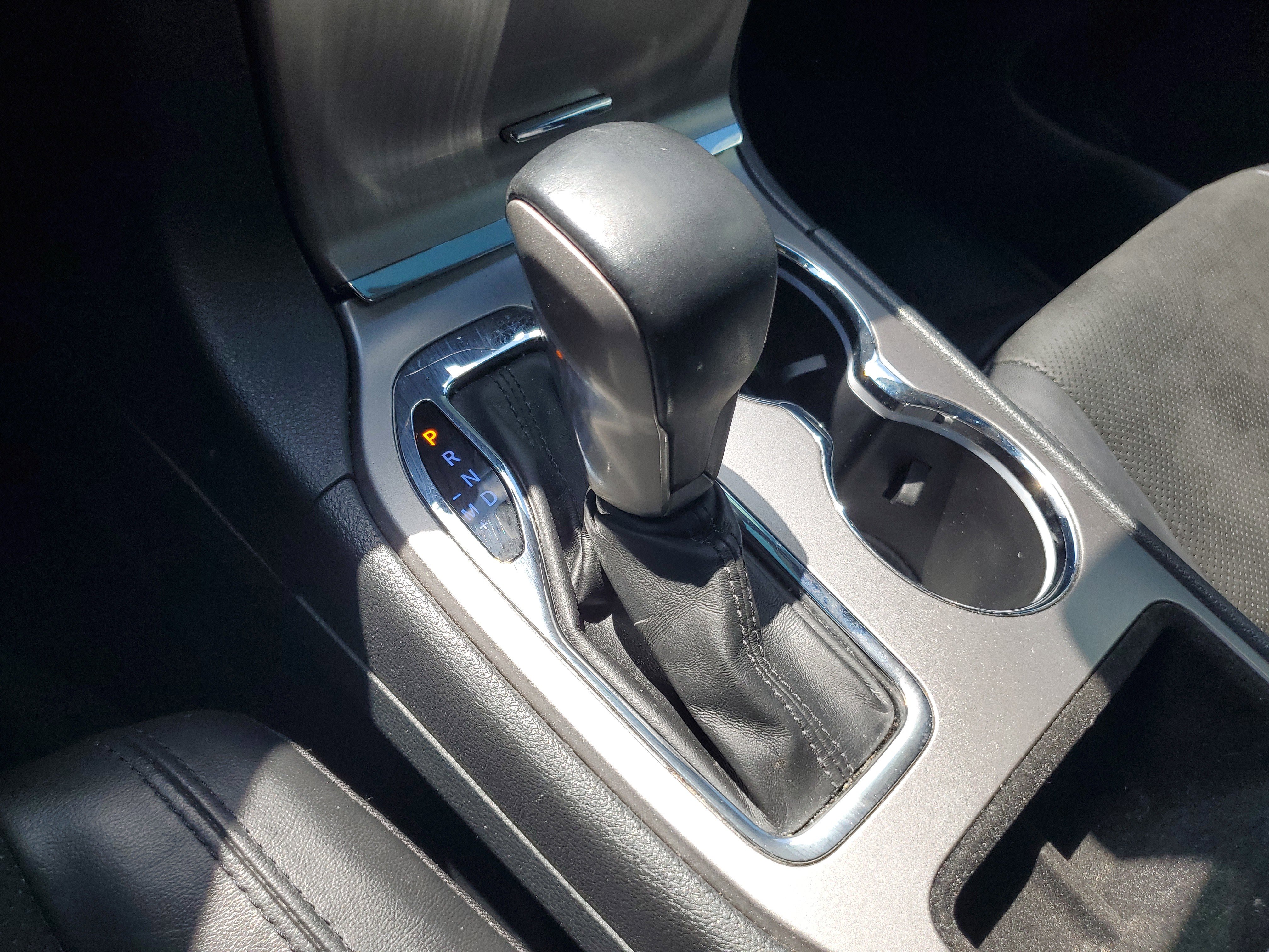Used 2020 Jeep Grand Cherokee Laredo w/ Laredo X Package image 36