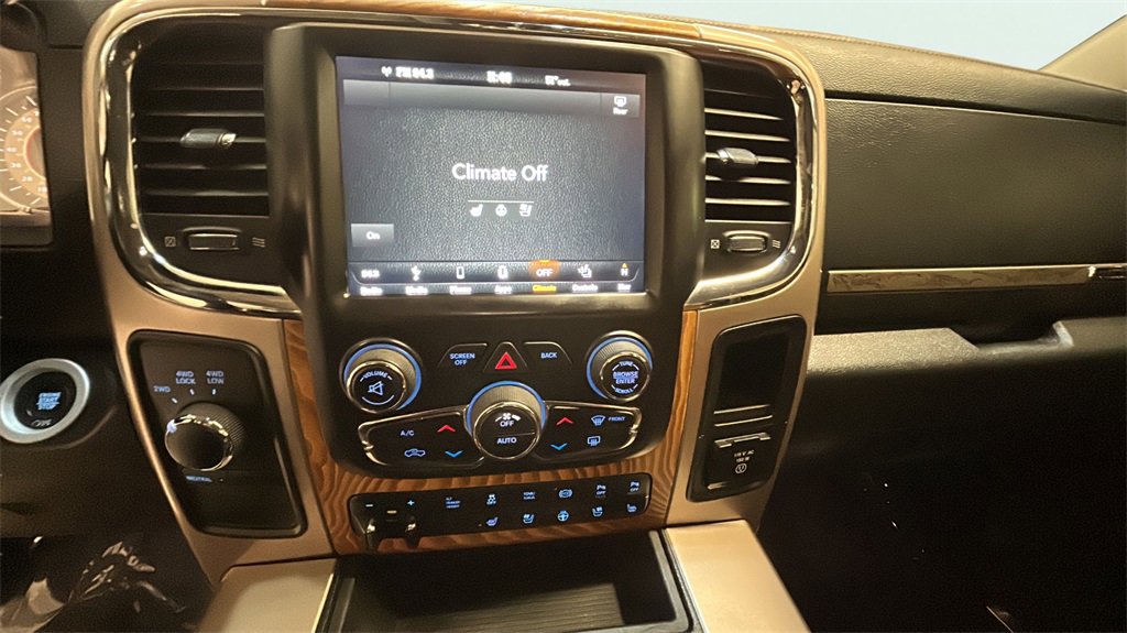 Used 2018 RAM 3500 Laramie Longhorn image 19