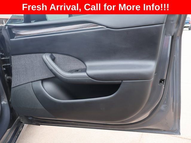 Used 2022 Tesla Model S image 9