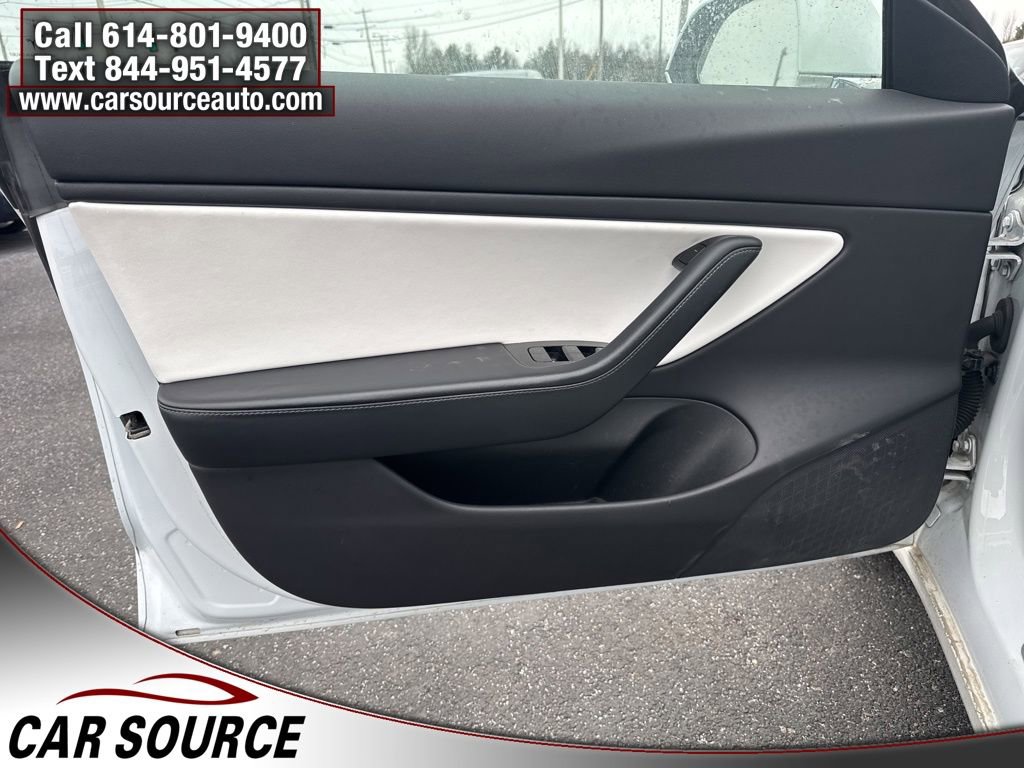 Used 2019 Tesla Model 3 Long Range image 12