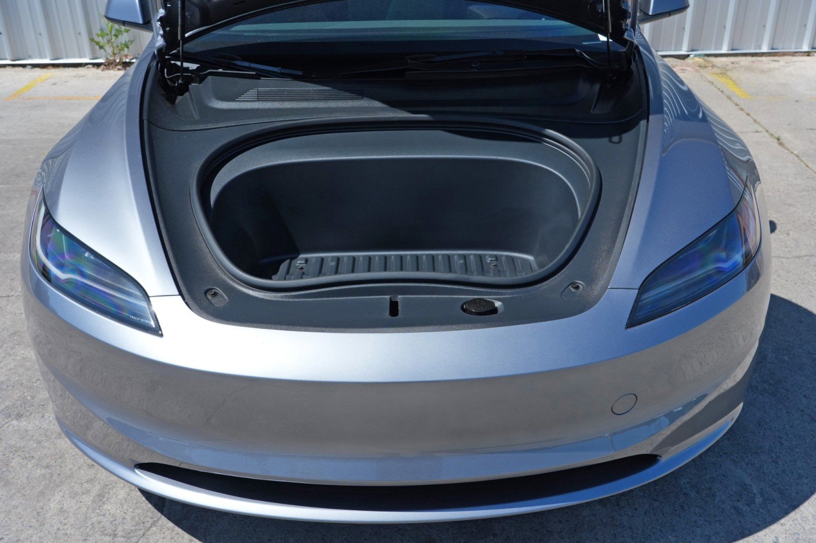 Used 2025 Tesla Model 3 Long Range RWD image 8
