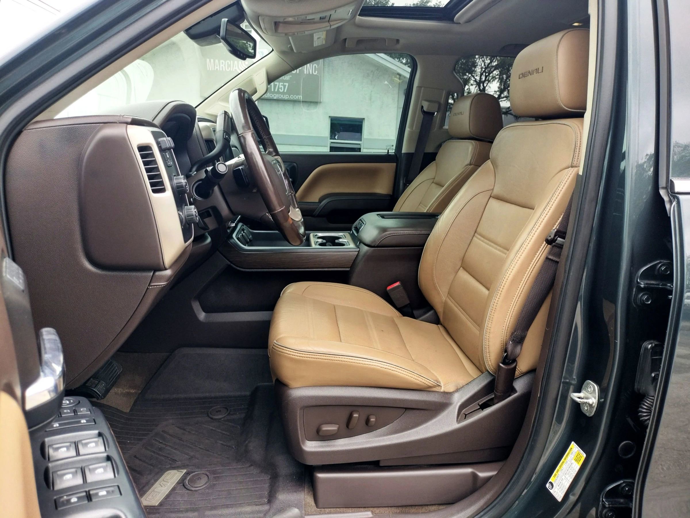 Used 2017 GMC Sierra 1500 Denali w/ Denali Ultimate Package AWD/4WD image 14