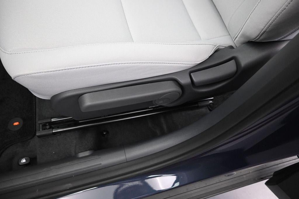 New 2027 Hyundai Kona SE FWD image 23