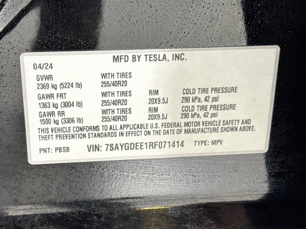 Used 2024 Tesla Model Y Long Range AWD/4WD image 59