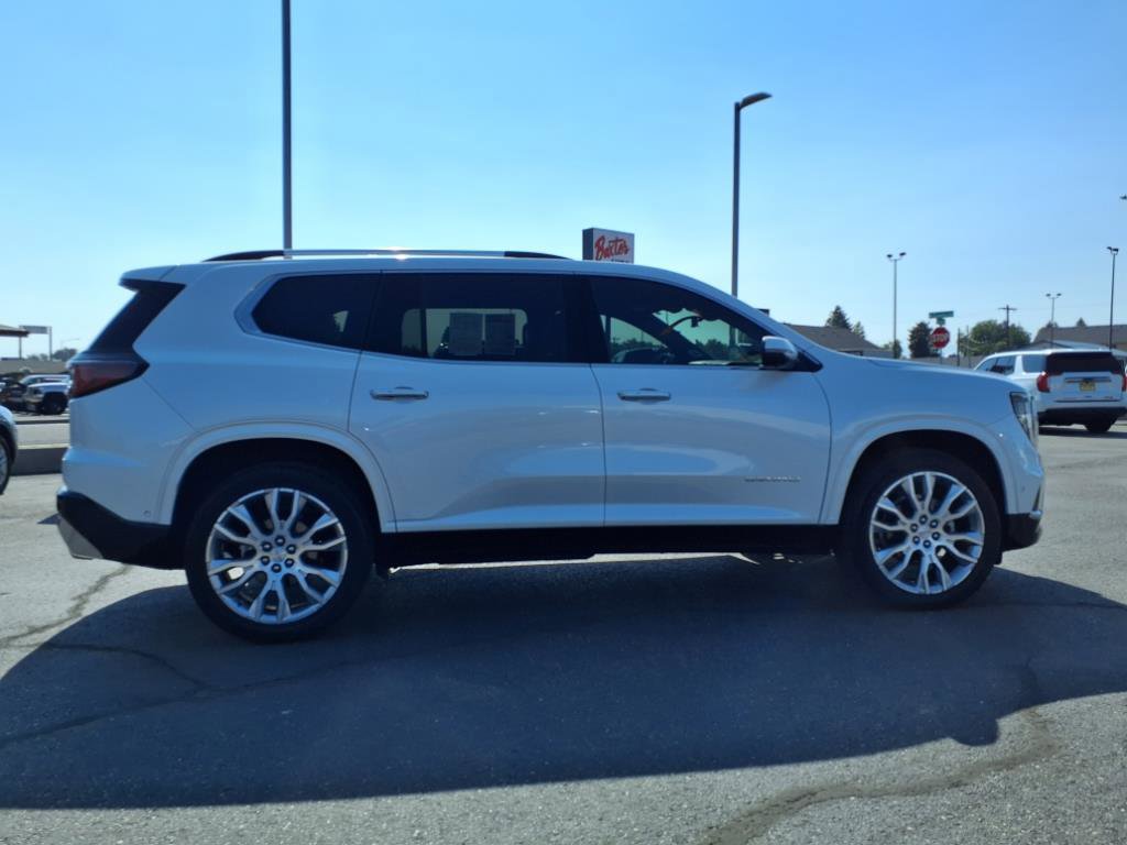 Used 2024 GMC Acadia Denali w/ Super Cruise Package image 8