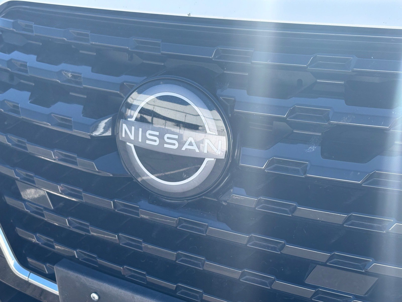 Used 2023 Nissan Kicks S FWD image 6