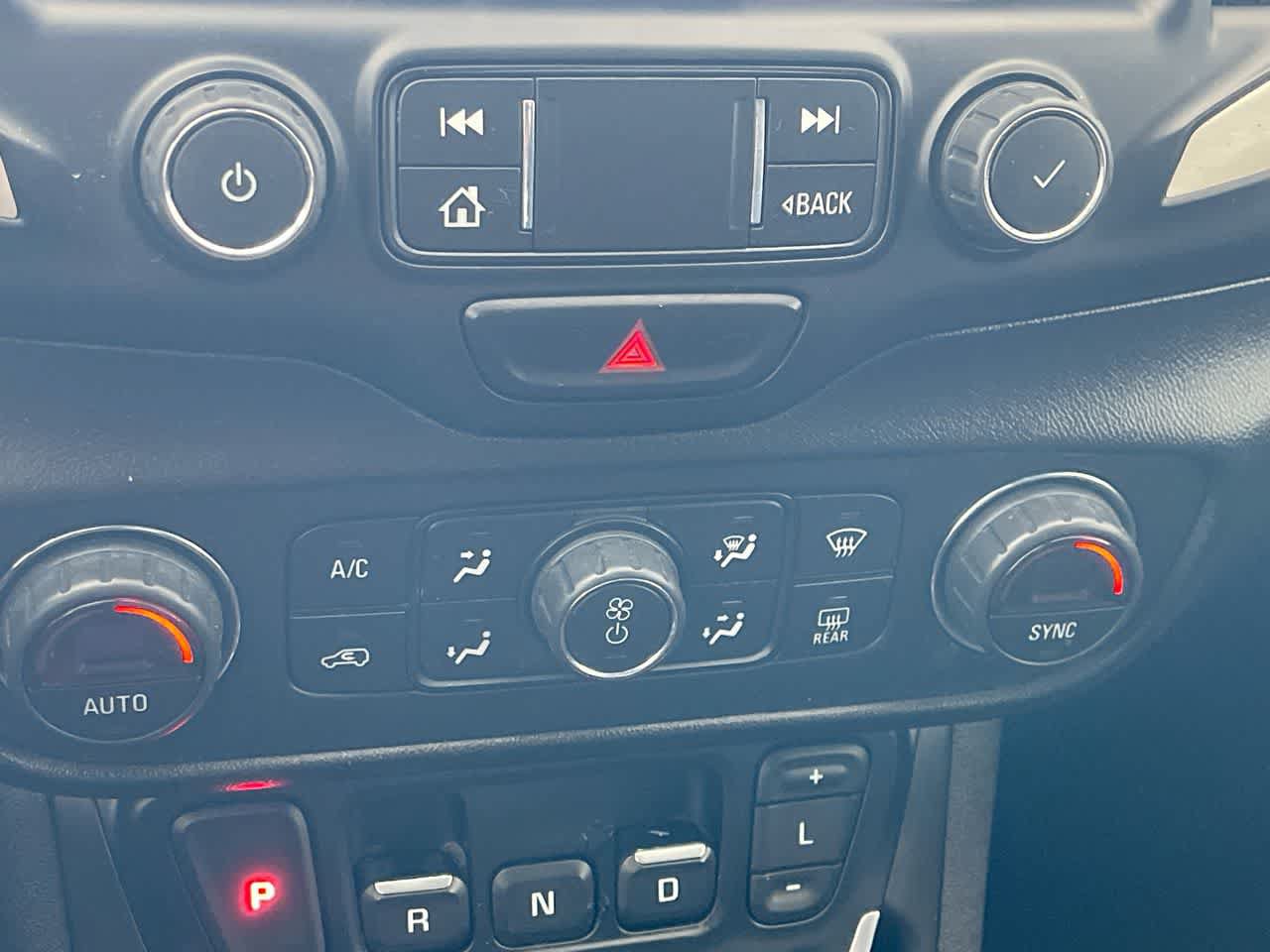 Used 2019 GMC Terrain SLE w/ Infotainment Package I AWD/4WD image 19