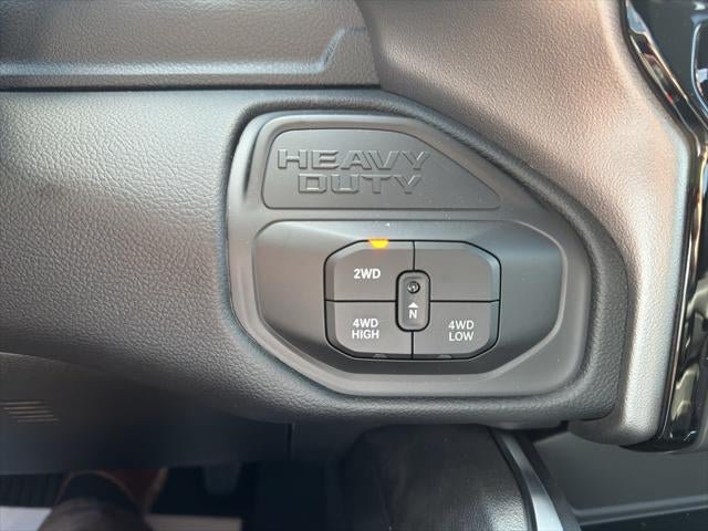 New 2026 RAM 2500 Big Horn AWD/4WD image 39