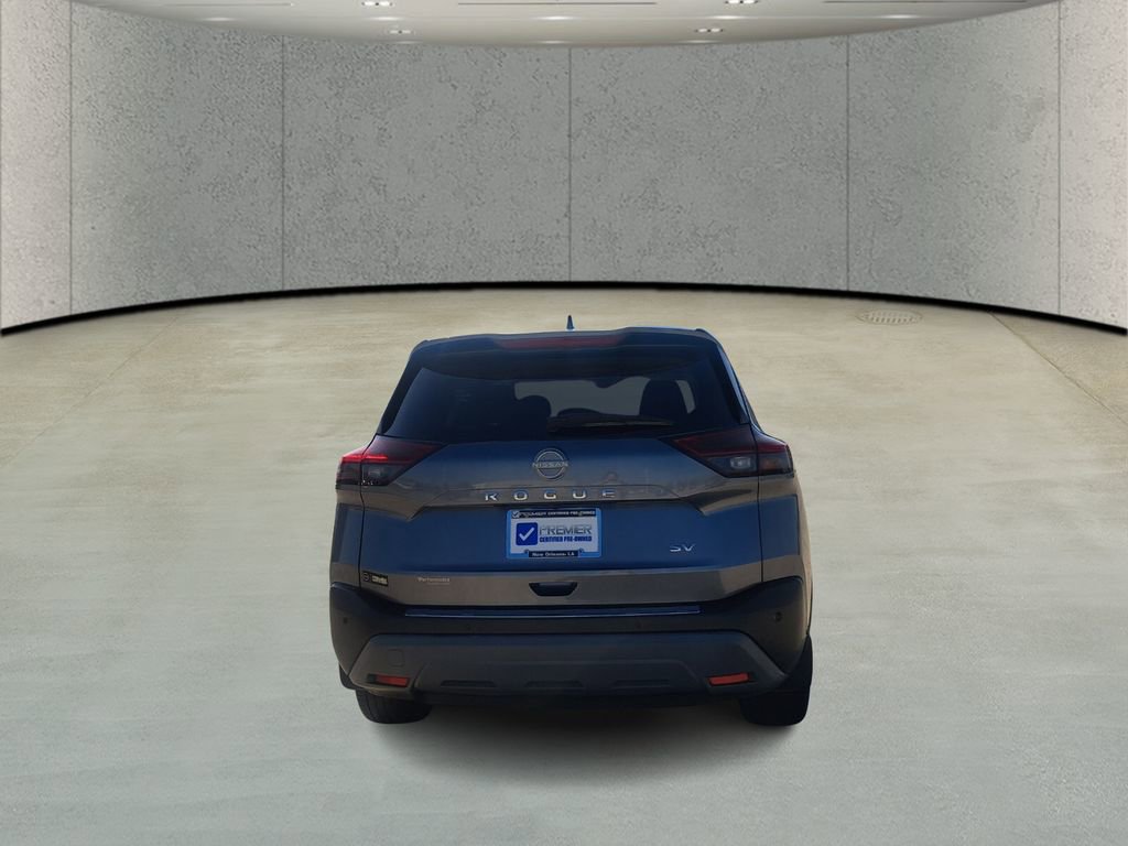 Used 2022 Nissan Rogue SV image 6