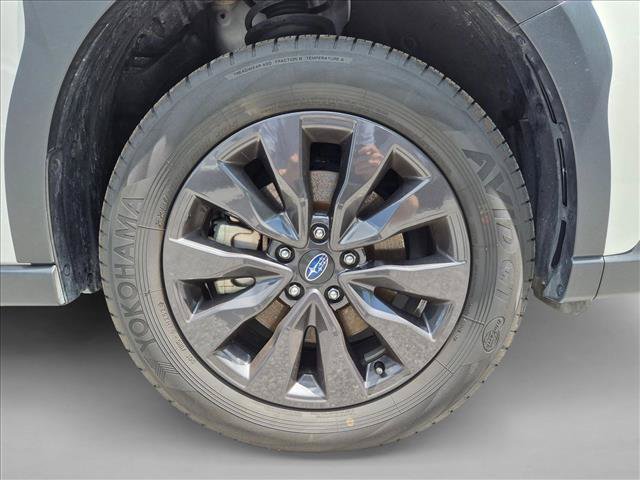 Used 2025 Subaru Outback Onyx Edition AWD/4WD image 23