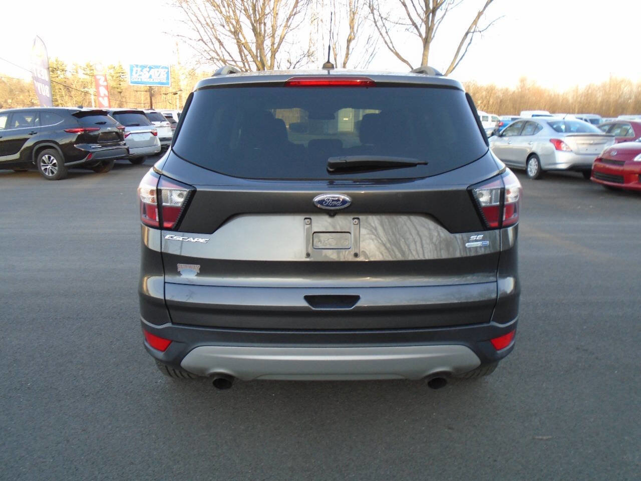 Used 2018 Ford Escape SE image 5
