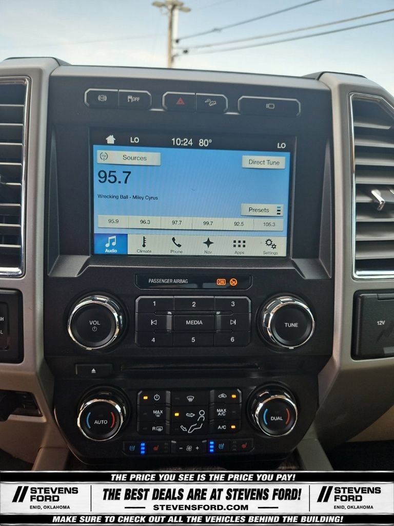 Used 2017 Ford F350 Lariat w/ Lariat Value Package AWD/4WD image 22