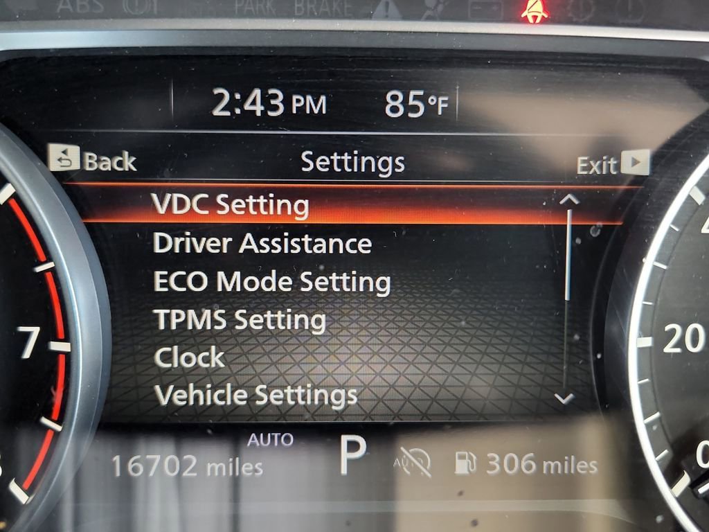 Used 2025 Nissan Rogue SV image 26