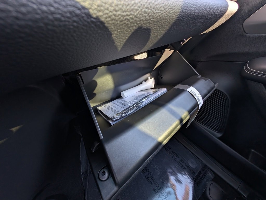 New 2026 Chrysler Pacifica Select image 33