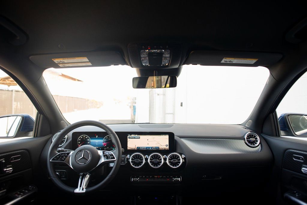 Used 2025 Mercedes-Benz GLA 250 4MATIC image 26