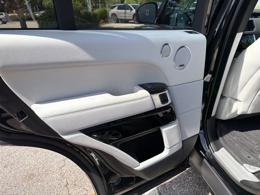 Used 2016 Land Rover Range Rover AWD/4WD image 25