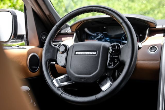 Used 2019 Land Rover Discovery HSE Luxury AWD/4WD image 19