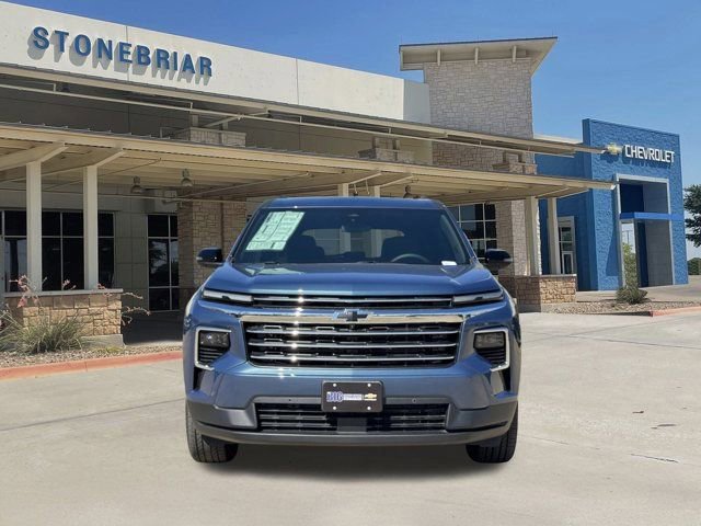 New 2025 Chevrolet Traverse LT w/ Enhanced Driving Package image 8