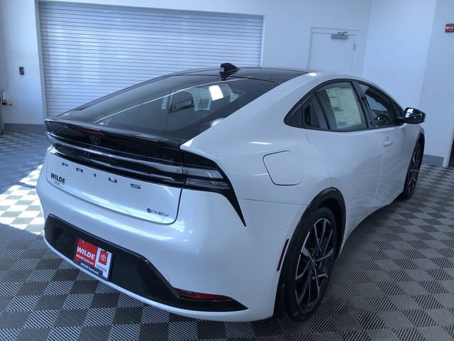 New 2026 Toyota Prius Plug-In Hybrid image 32