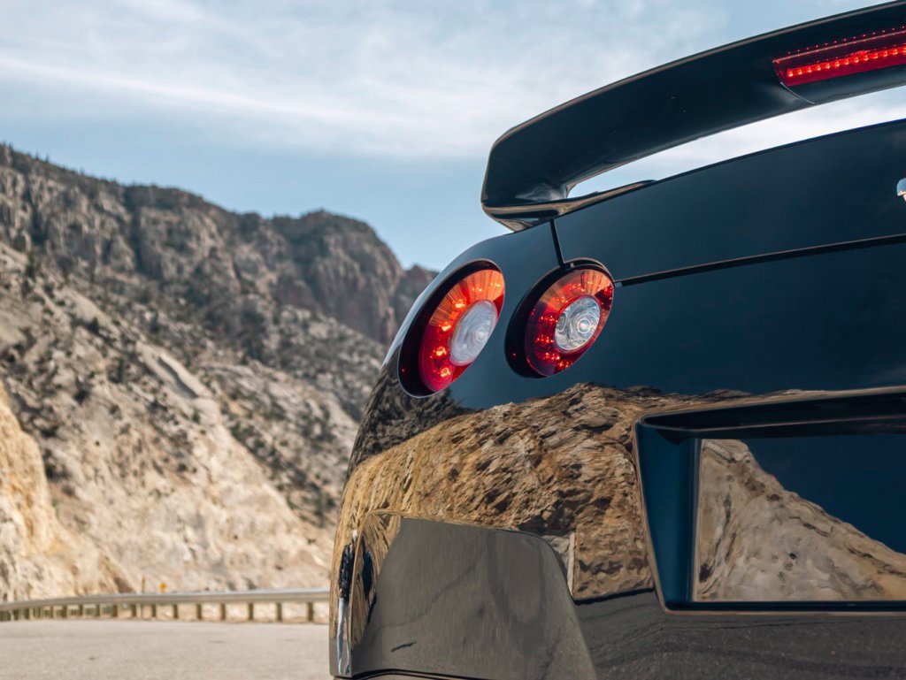 Used 2014 Nissan GT-R Premium AWD/4WD image 15