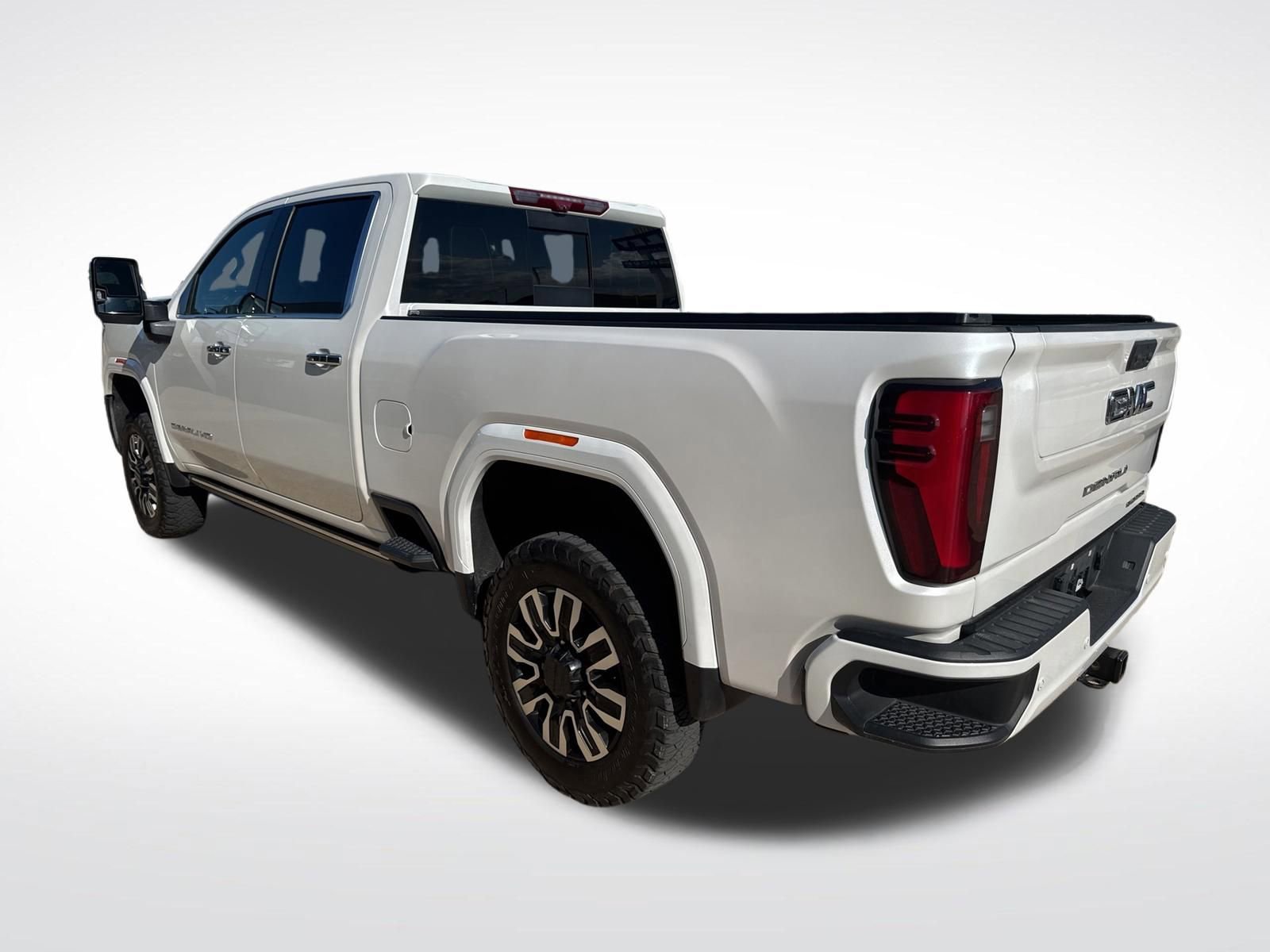 Used 2024 GMC Sierra 2500 Denali Ultimate w/ Max Trailering Package AWD/4WD image 6