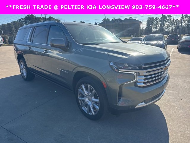 Used 2023 Chevrolet Suburban High Country image 1